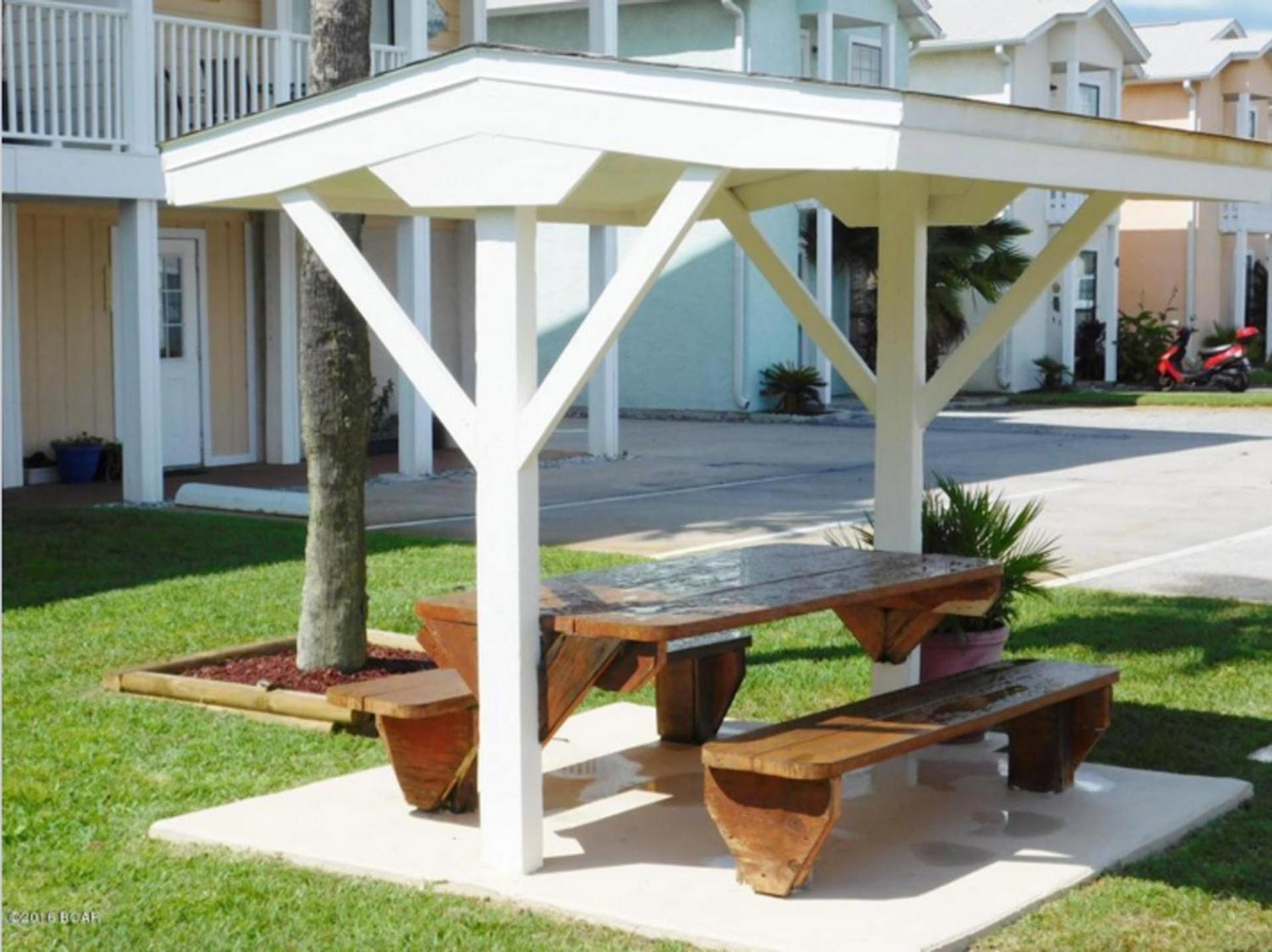 Place Seconds To 6 Guest house *